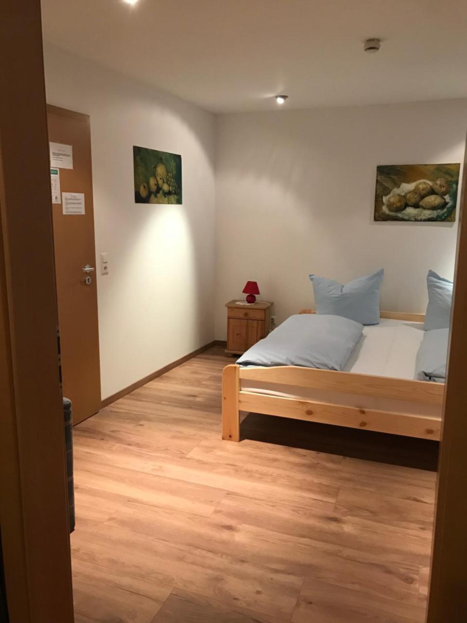 Hotel Guntia Boardinghouse Günzburg Dış mekan fotoğraf
