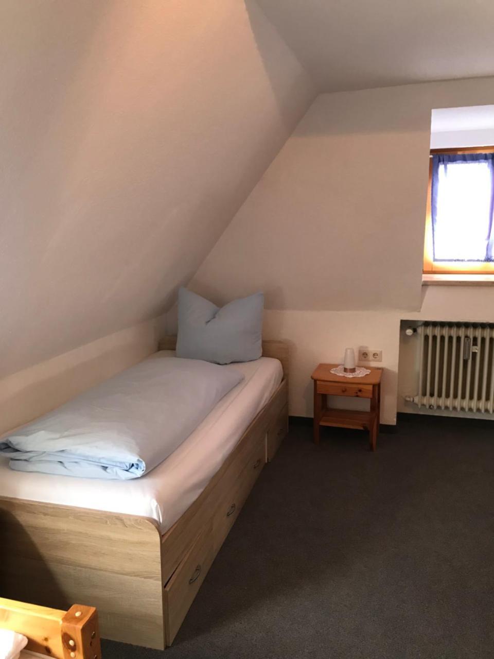 Hotel Guntia Boardinghouse Günzburg Dış mekan fotoğraf
