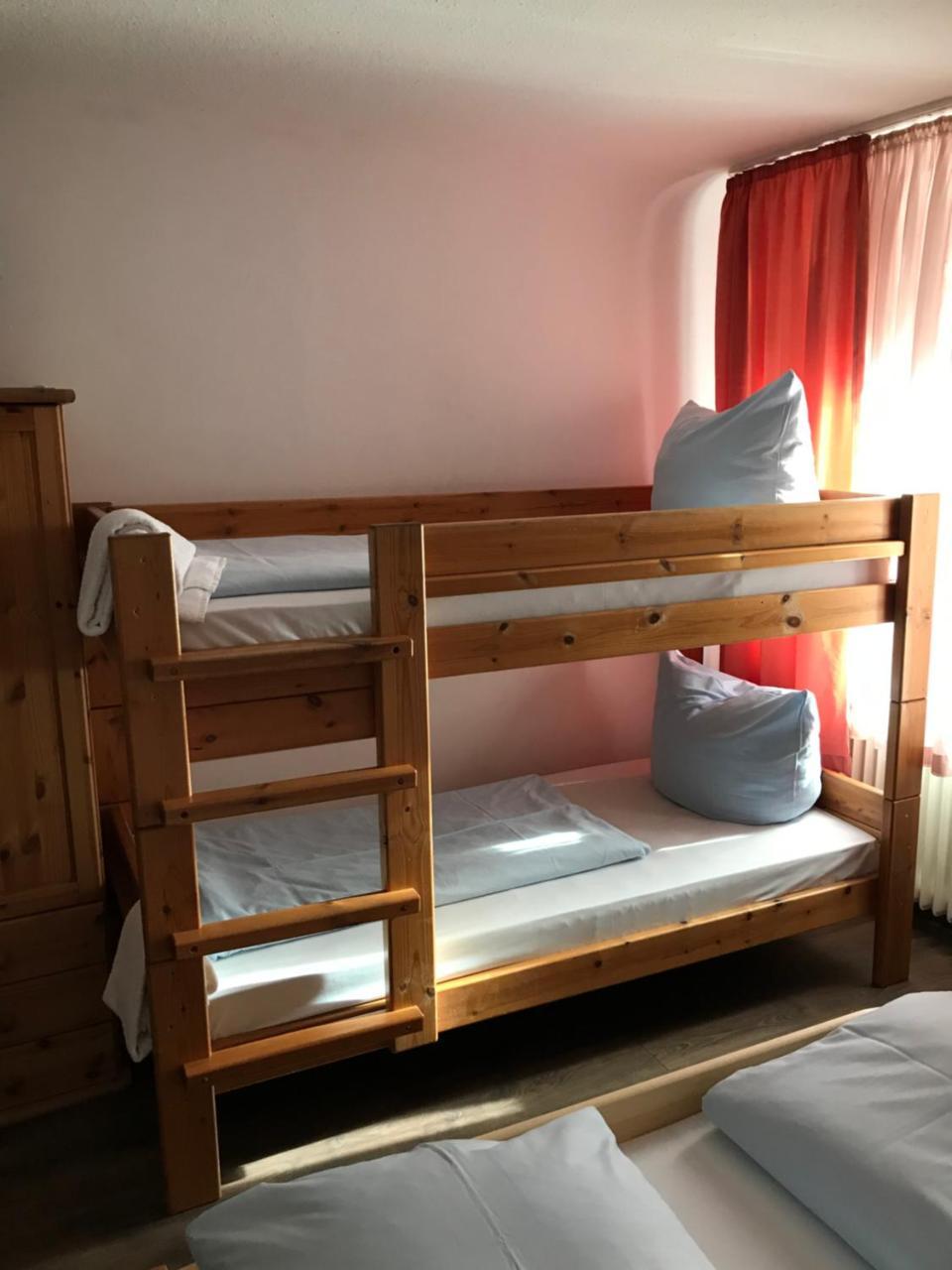 Hotel Guntia Boardinghouse Günzburg Dış mekan fotoğraf