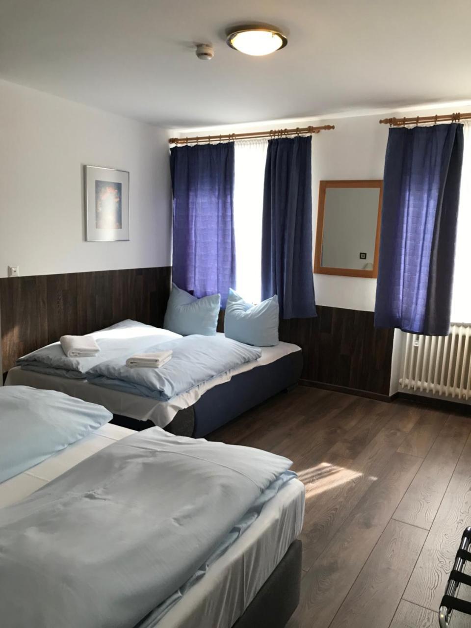 Hotel Guntia Boardinghouse Günzburg Dış mekan fotoğraf