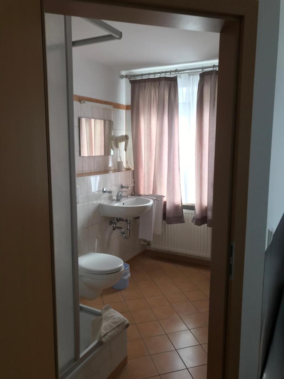 Hotel Guntia Boardinghouse Günzburg Dış mekan fotoğraf